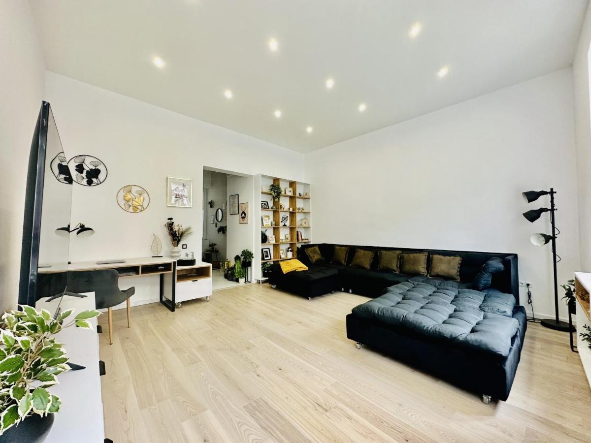 Clever Studio Near Central Shopping Center Cluj-Napoca Exterior foto